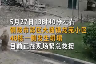 ?霍姆格伦单场至少17分11板9帽 自93年莫宁以来首位新秀！